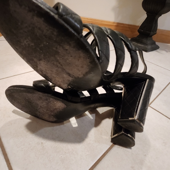 CHANEL strappy heels 42/10 - Picture 6 of 7
